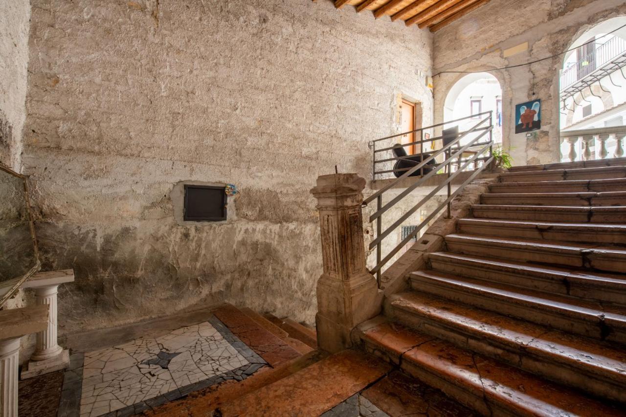Vittorio Emanuele Apartment With Terrace By Wonderful Italy Palermo Eksteriør bilde